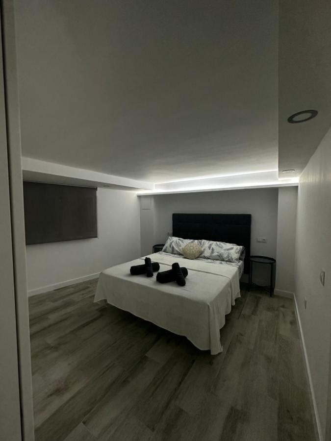 Malaga All-In ภายนอก รูปภาพ